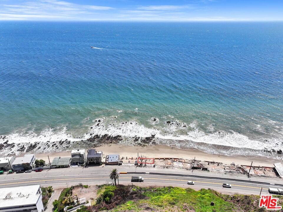 20802 Pacific Coast Highway Property Photo 24