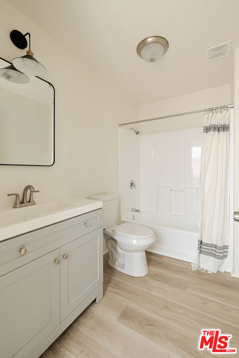 8624 S Main Street Property Photo 21