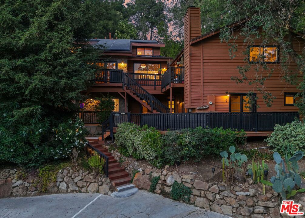 178 Muerdago Road Property Photo 1