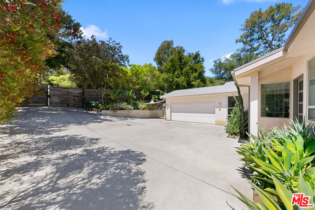 2028 Corral Canyon Road Property Photo 42