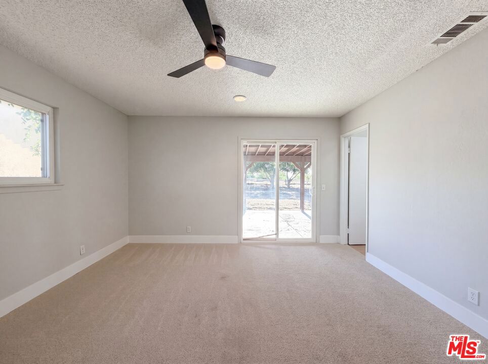 40733 176th Street E Property Photo 14