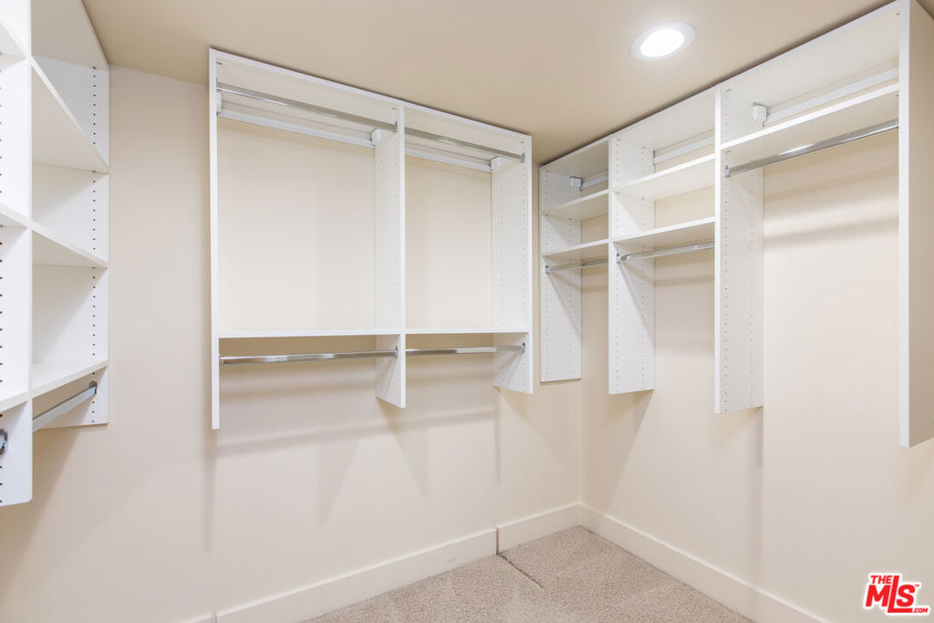 7249 Franklin Avenue 201 Property Photo 15