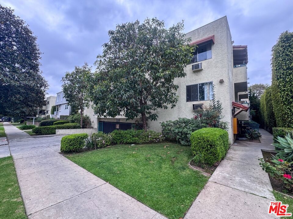 2617 S Sepulveda Boulevard Property Photo 4