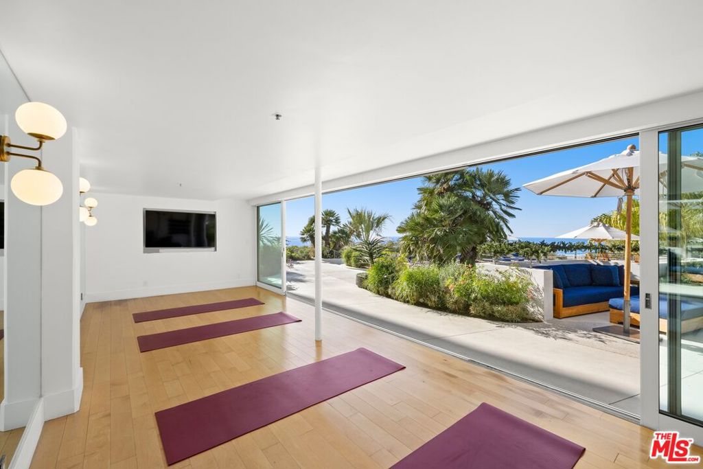 101 Ocean Avenue F301 Property Photo 32