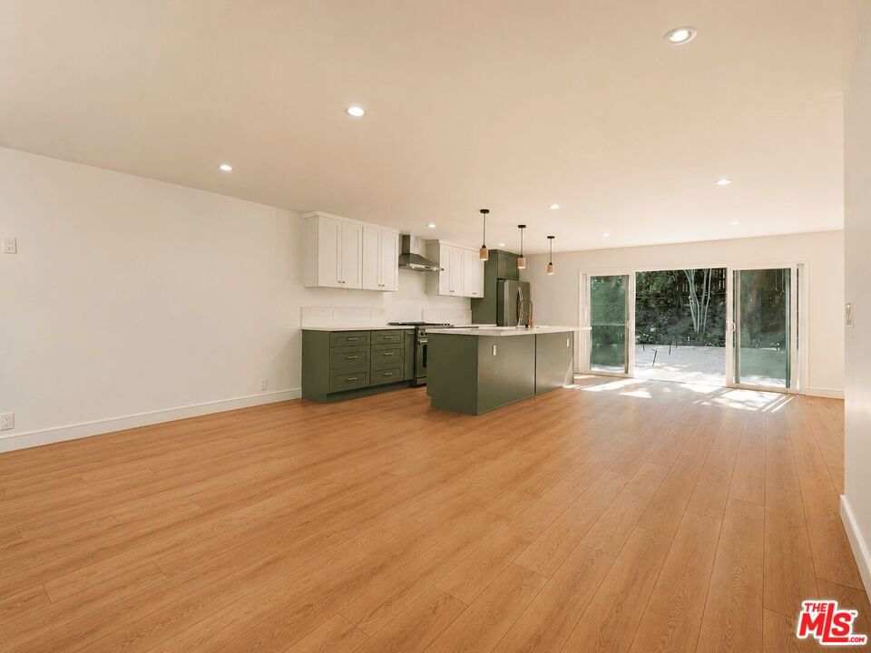 6531 Neddy Avenue Property Photo 7