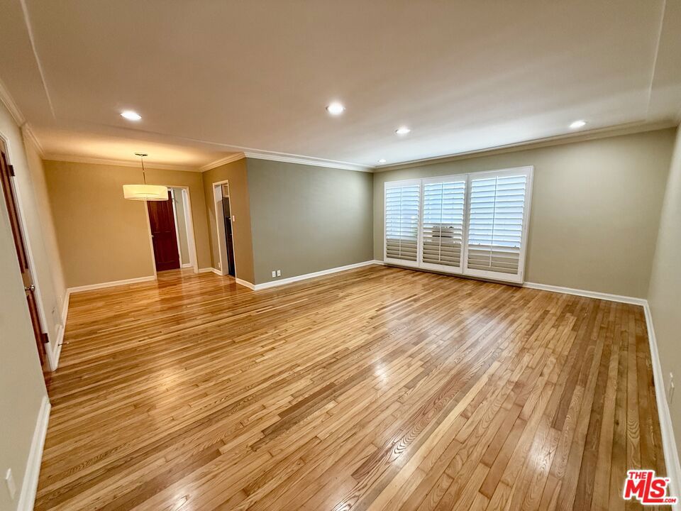 9667 W Olympic Boulevard Property Photo 3