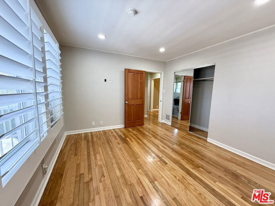 9667 W Olympic Boulevard Property Photo 9
