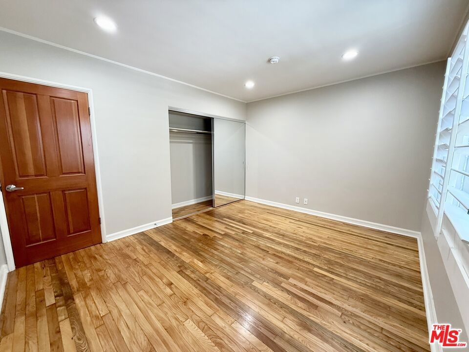 9667 W Olympic Boulevard Property Photo 10