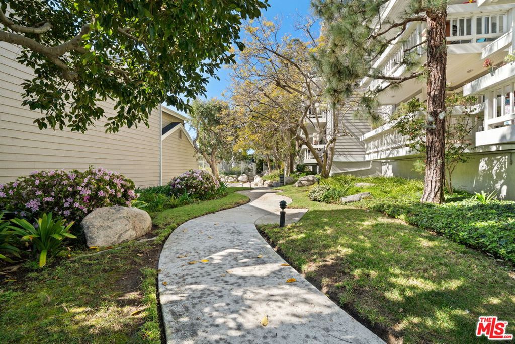 13082 Mindanao Way 27 Property Photo 30