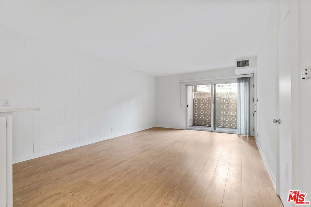 7712 Paseo Del Rey 4 Property Photo 5