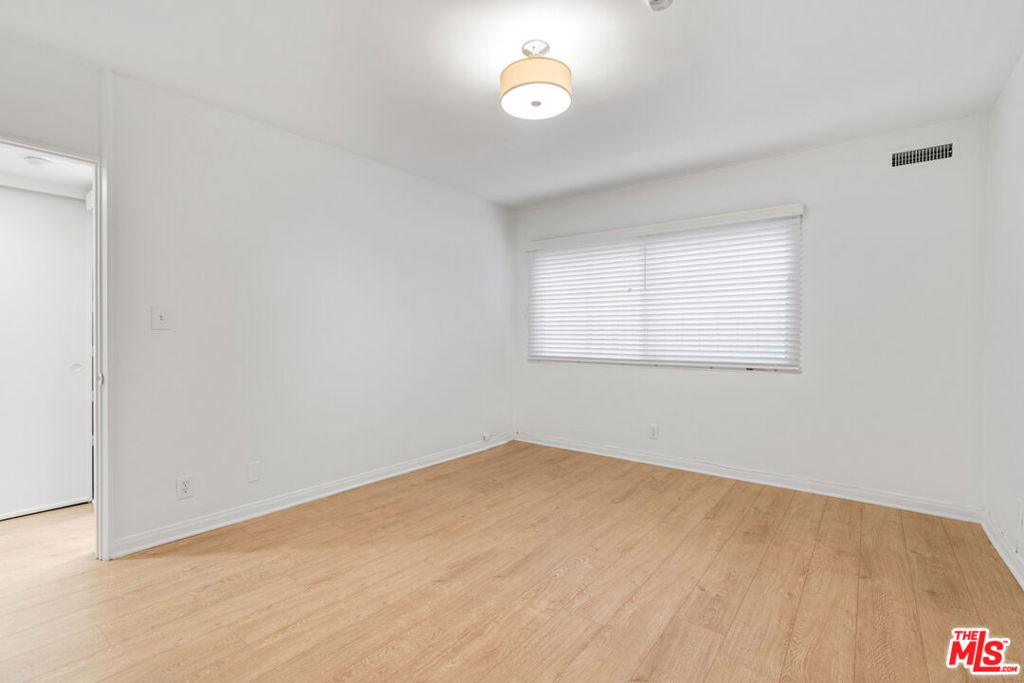 7712 Paseo Del Rey 4 Property Photo 12
