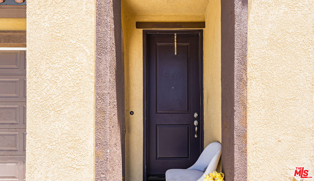 85346 Giorno Court Property Photo 3