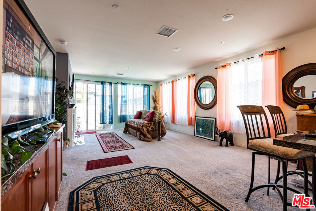 85346 Giorno Court Property Photo 4