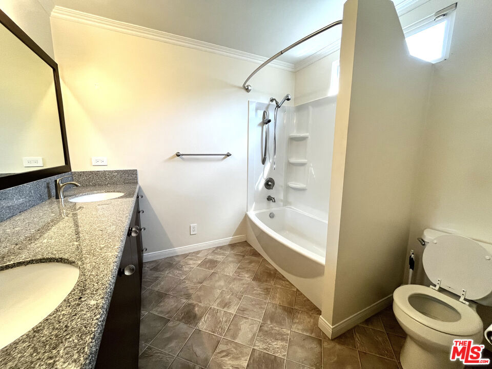 11673 Mississippi Avenue Property Photo 7