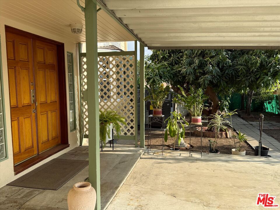 2326 Arthur Street Property Photo 6