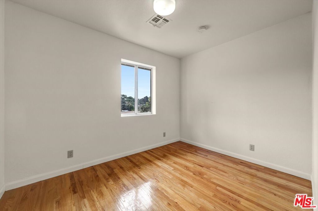 2326 Arthur Street Property Photo 27