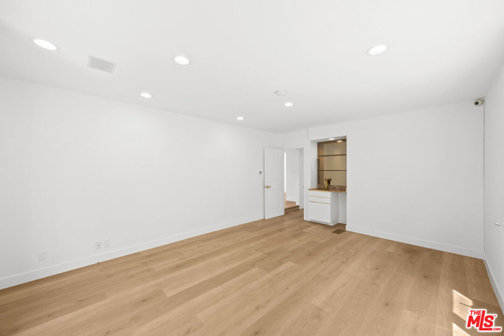 244 S Almont Drive Property Photo 8
