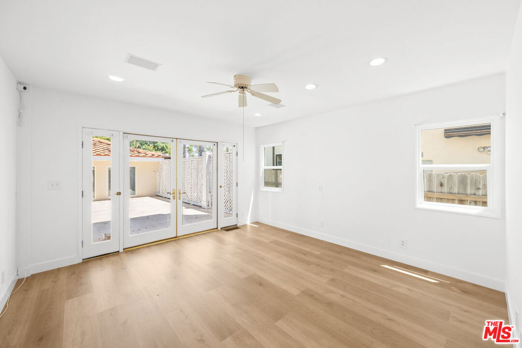 244 S Almont Drive Property Photo 14