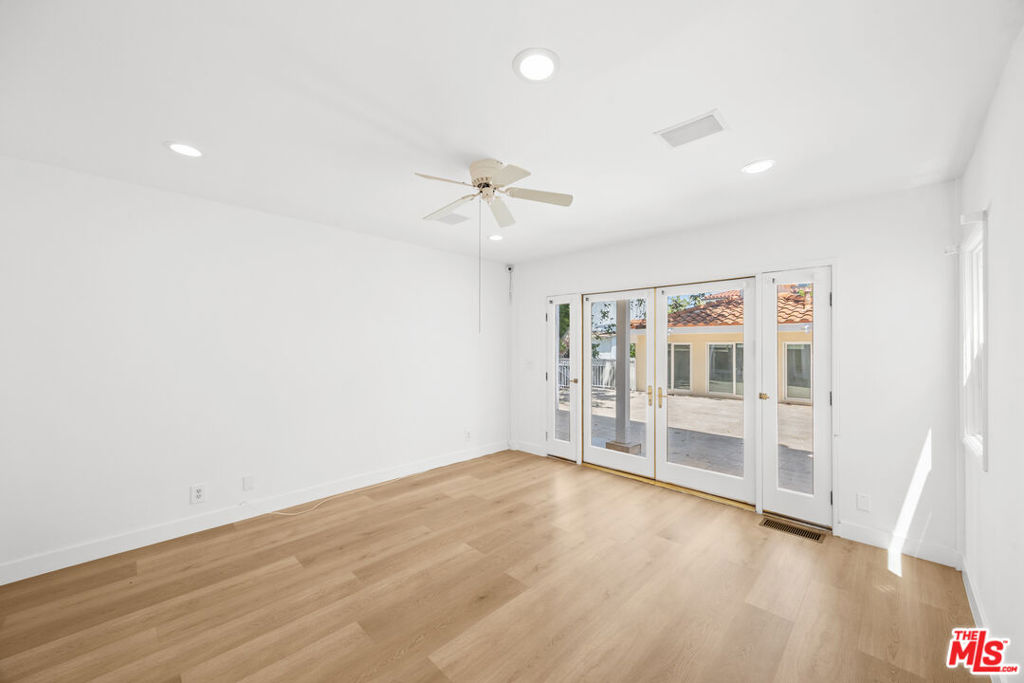 244 S Almont Drive Property Photo 16