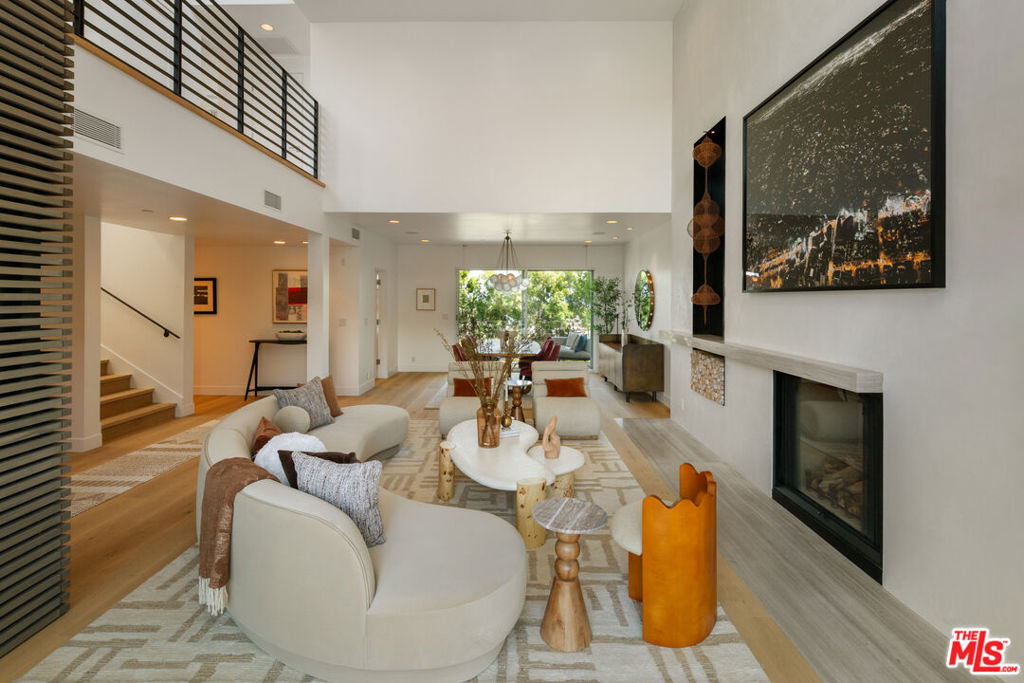 928 Las Lomas Avenue Property Photo 11