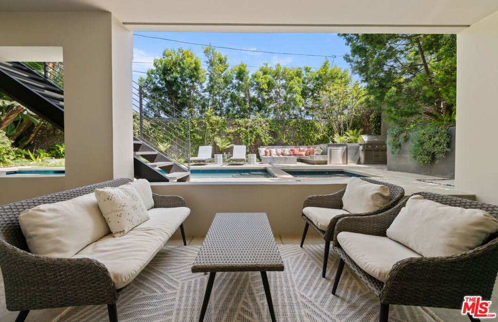 928 Las Lomas Avenue Property Photo 46