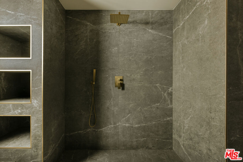 5944 Filaree Property Photo 28