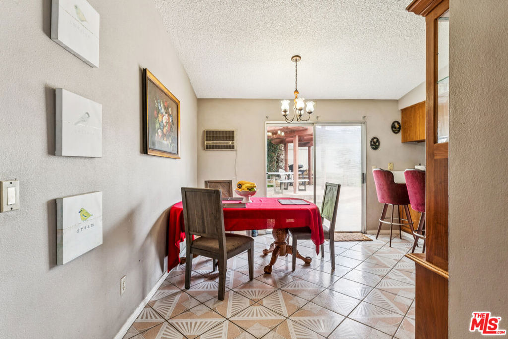 6731 30th Street Property Photo 8