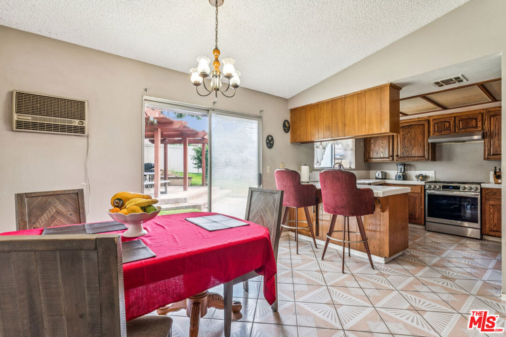 6731 30th Street Property Photo 9