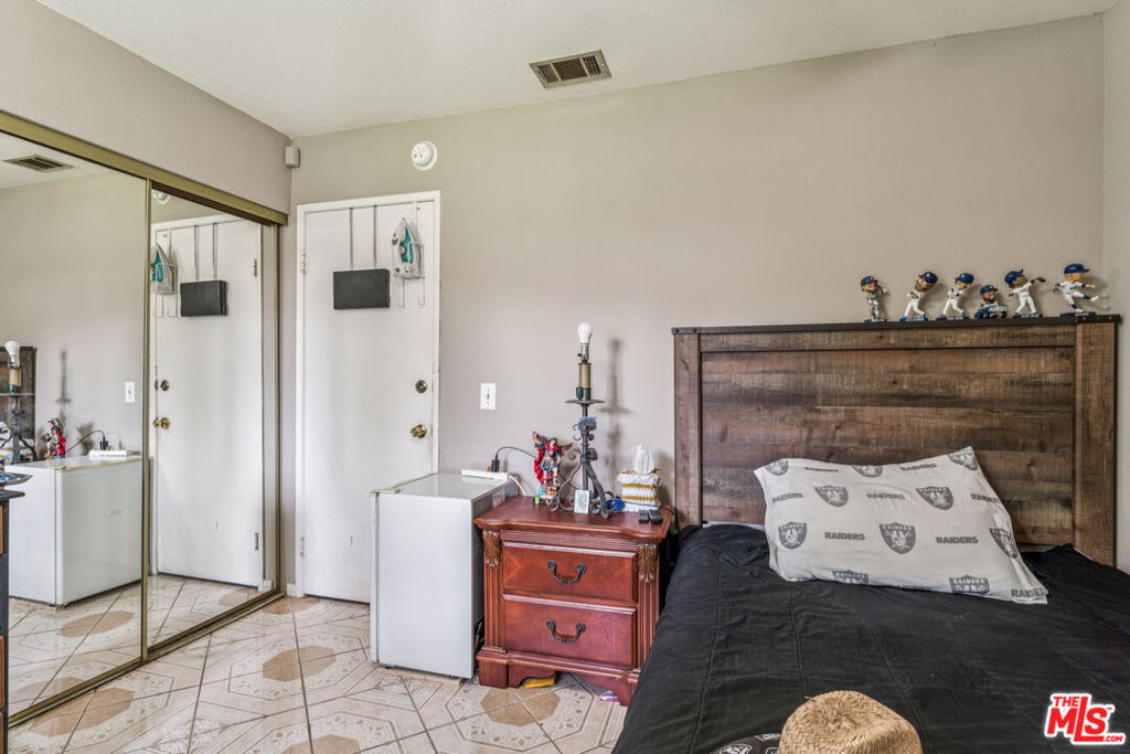 6731 30th Street Property Photo 19