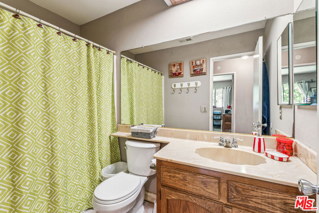 6731 30th Street Property Photo 22