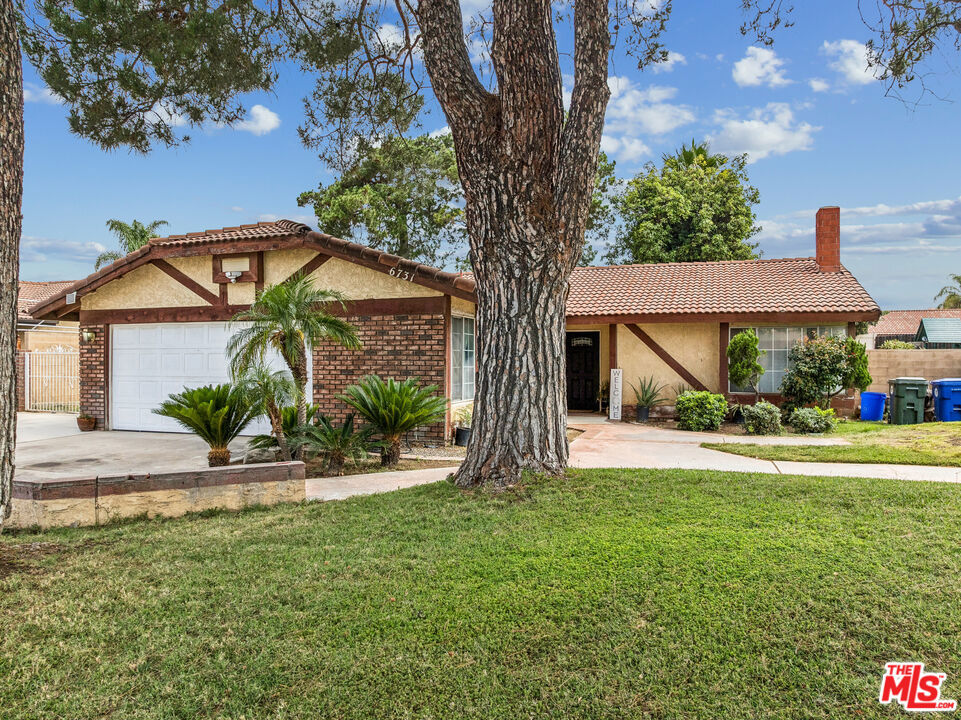 6731 30th Street Property Photo 36