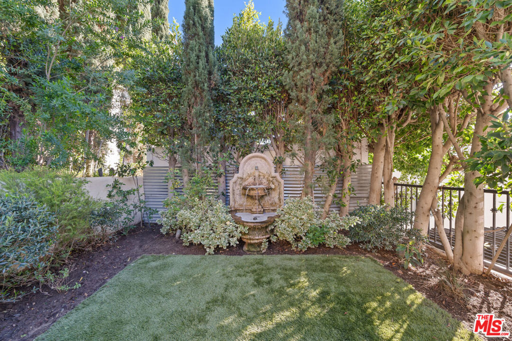 3943 Avenida Del Sol Property Photo 18