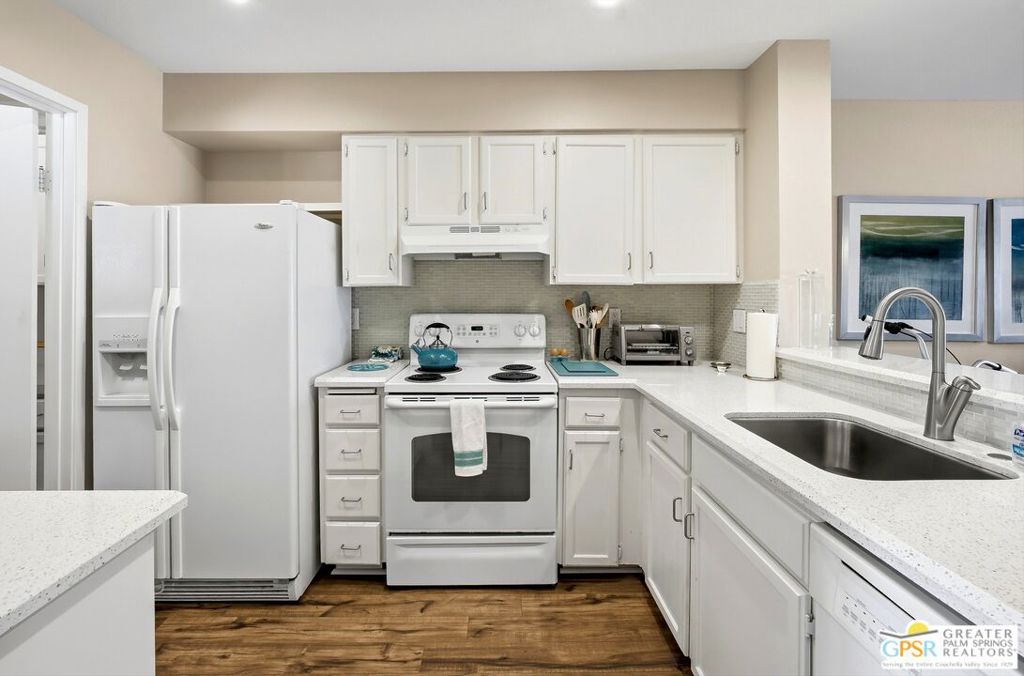 805 E Arenas Road Property Photo 19