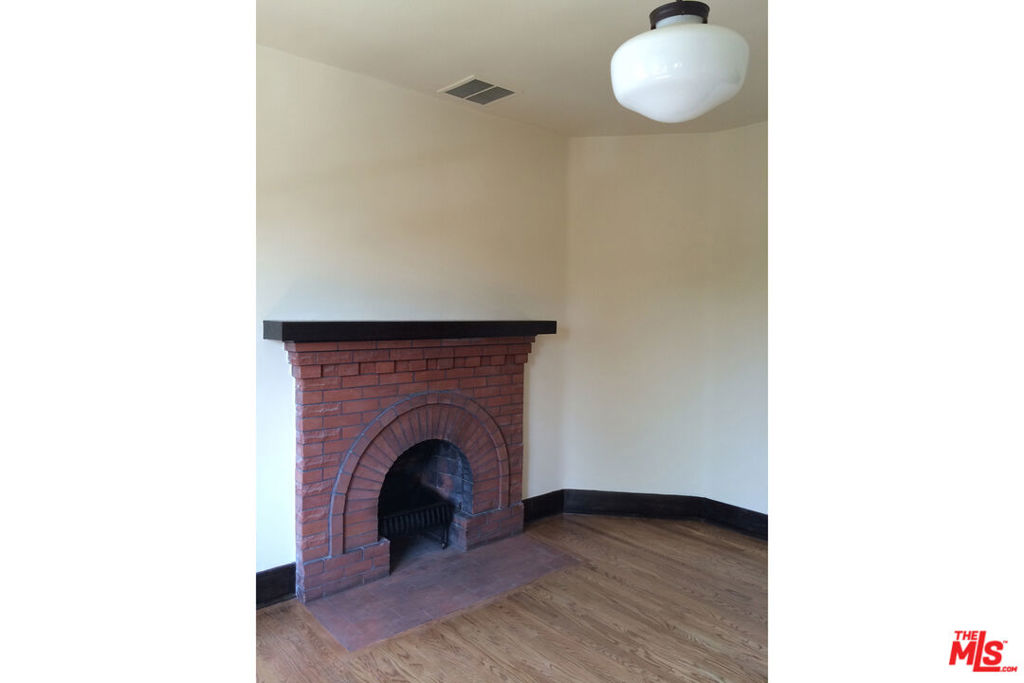 1017 W 24th Street Property Photo 15