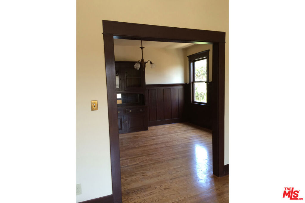 1017 W 24th Street Property Photo 18