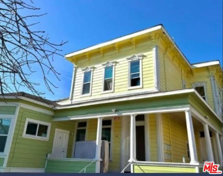 145 W Flora Street Property Photo 5