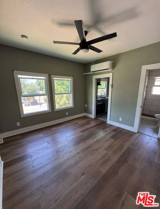 145 W Flora Street Property Photo 15