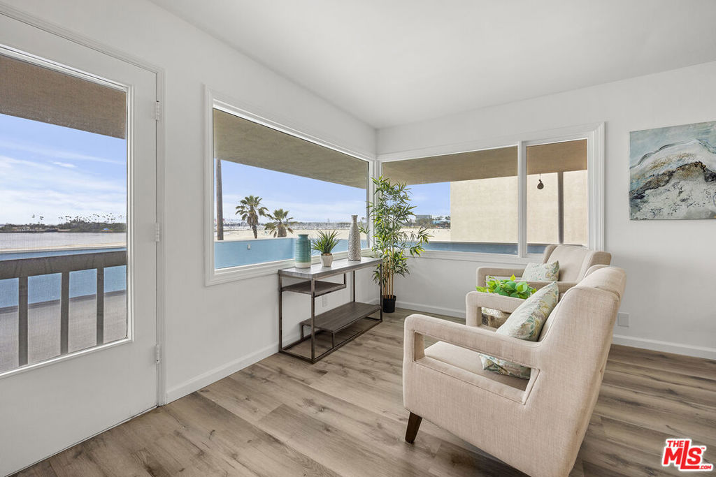 22 5th Place Property Photo 13