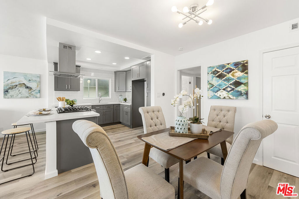 22 5th Place Property Photo 15