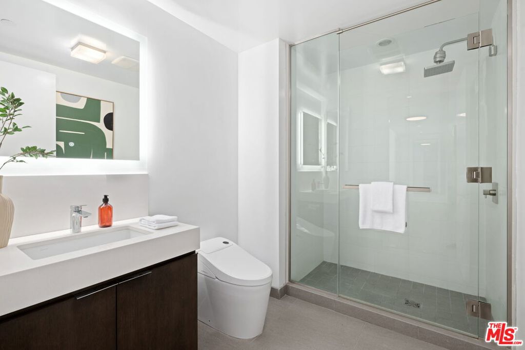 1755 Ocean Ave 805 Property Photo 12