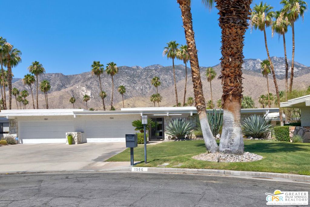 1566 Cabildo Circle Property Photo 1