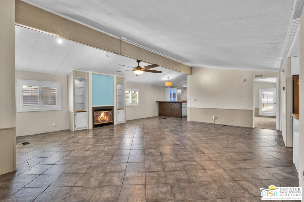 222 Settles Drive Property Photo 9