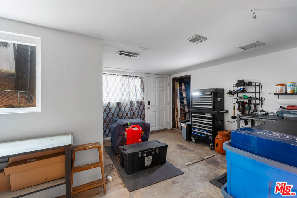2595 Sunset Drive Property Photo 35