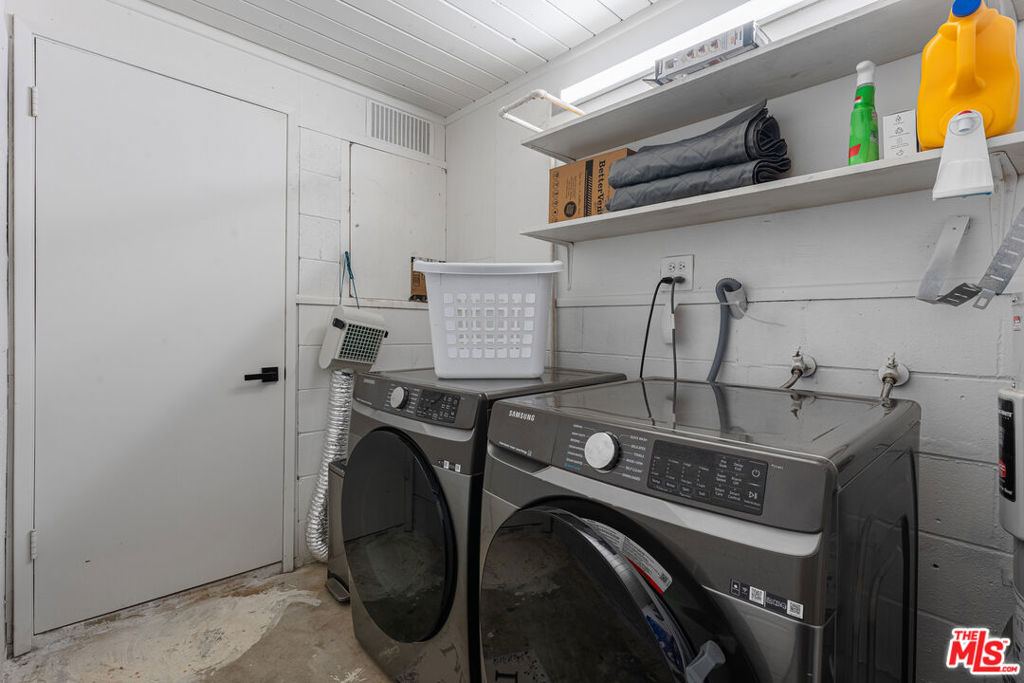 2595 Sunset Drive Property Photo 37