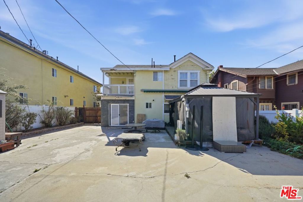 1220 Crenshaw Boulevard Property Photo 25