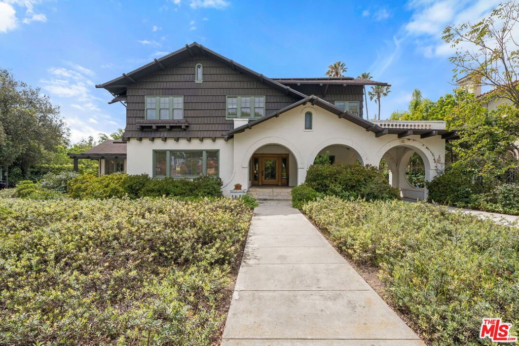 801 N Rodeo Drive Property Photo 1