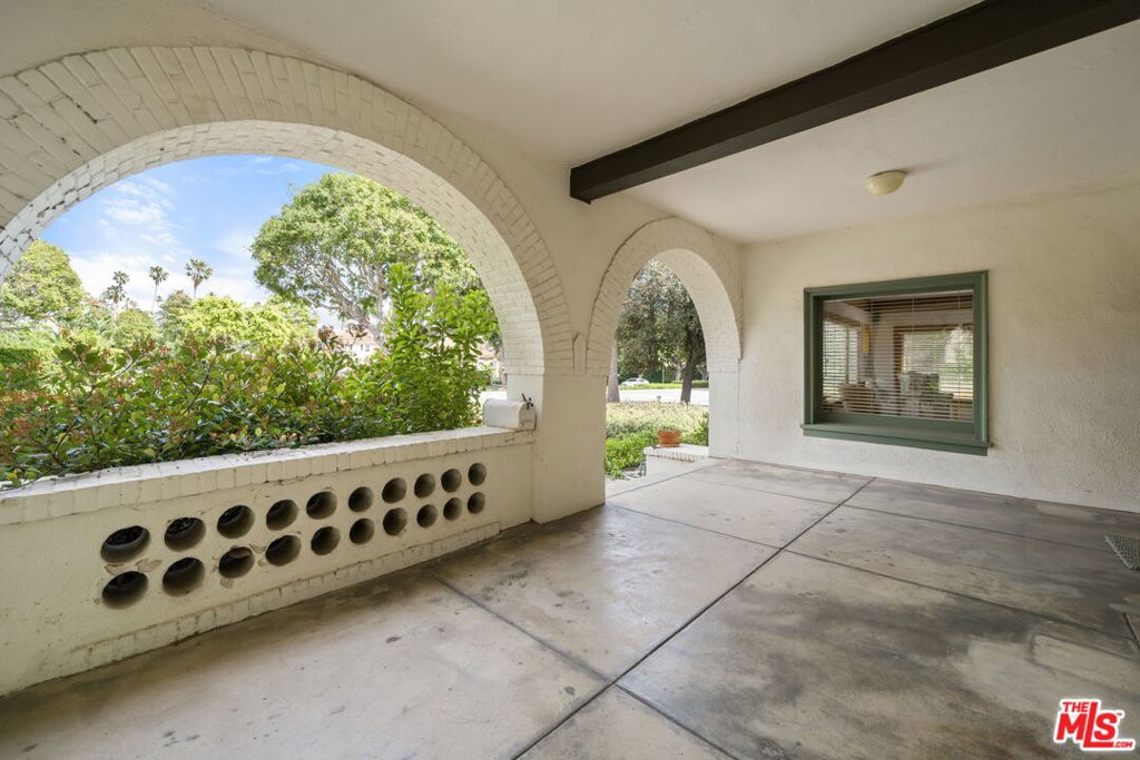 801 N Rodeo Drive Property Photo 4