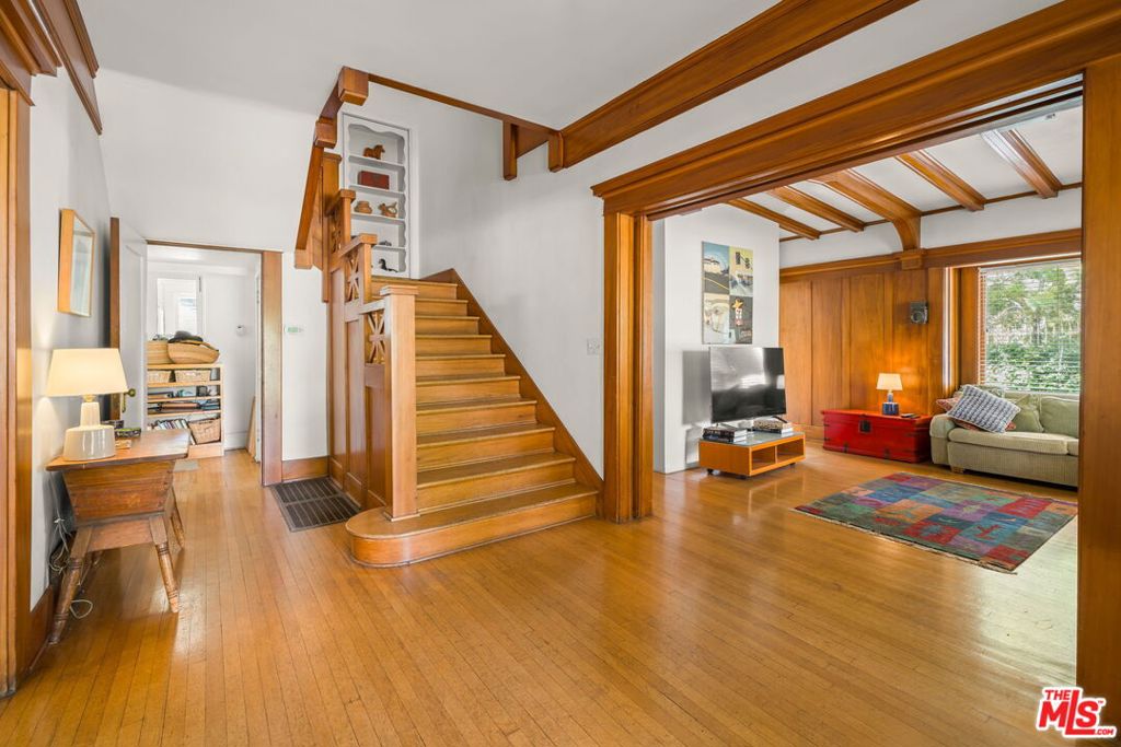 801 N Rodeo Drive Property Photo 6