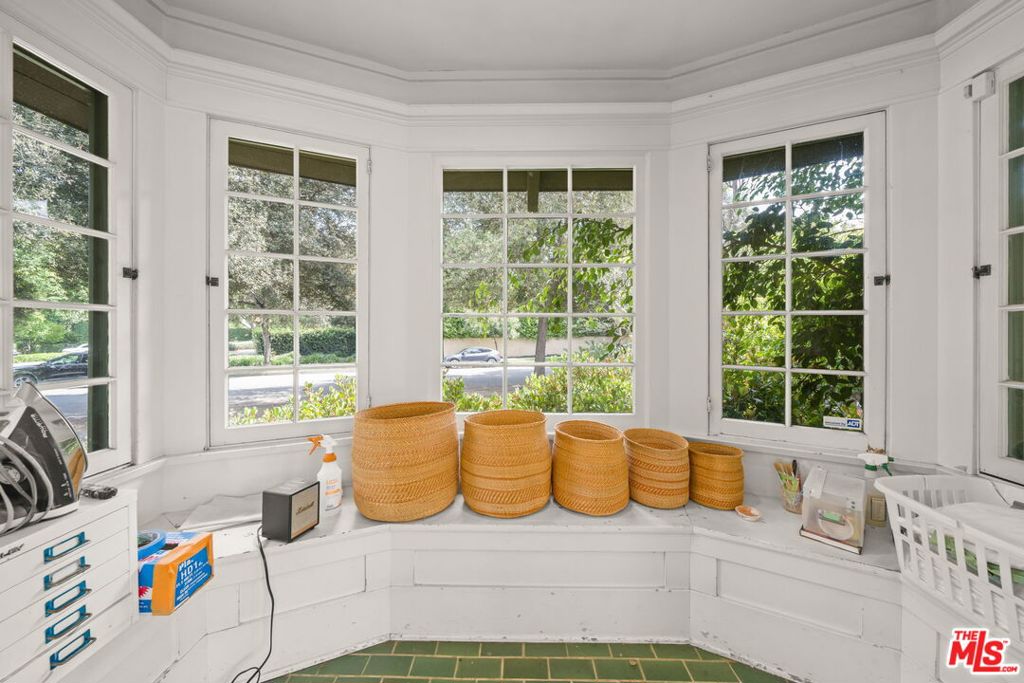 801 N Rodeo Drive Property Photo 13