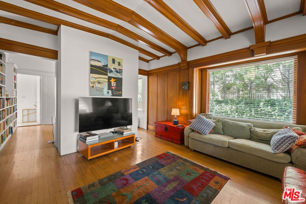801 N Rodeo Drive Property Photo 14